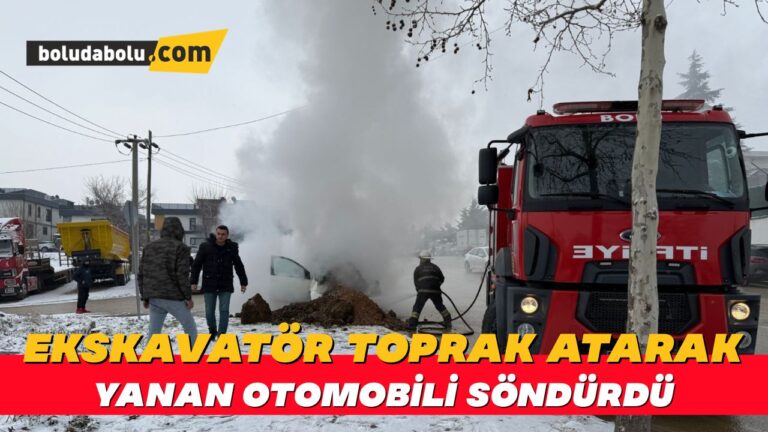 Ekskavatör toprak atarak yanan otomobili söndürdü