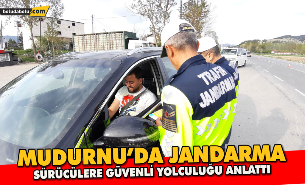 Jandarma sürücülere güvenli yolculuğu anlattı Jandarma sürücülere güvenli yolculuğu anlattı